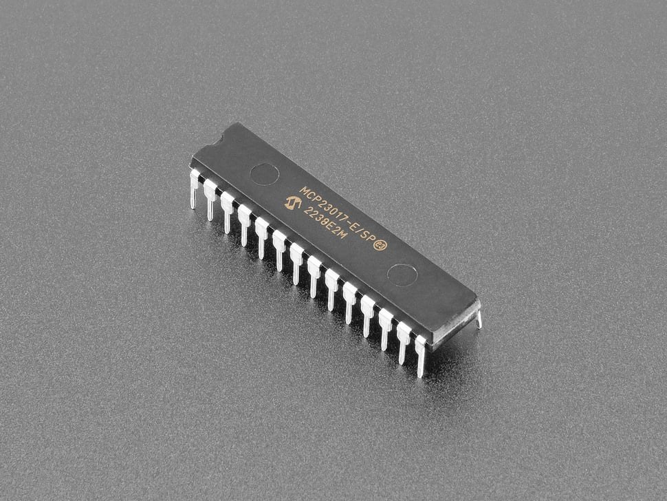 MCP23017 16-bit I/O expander chip