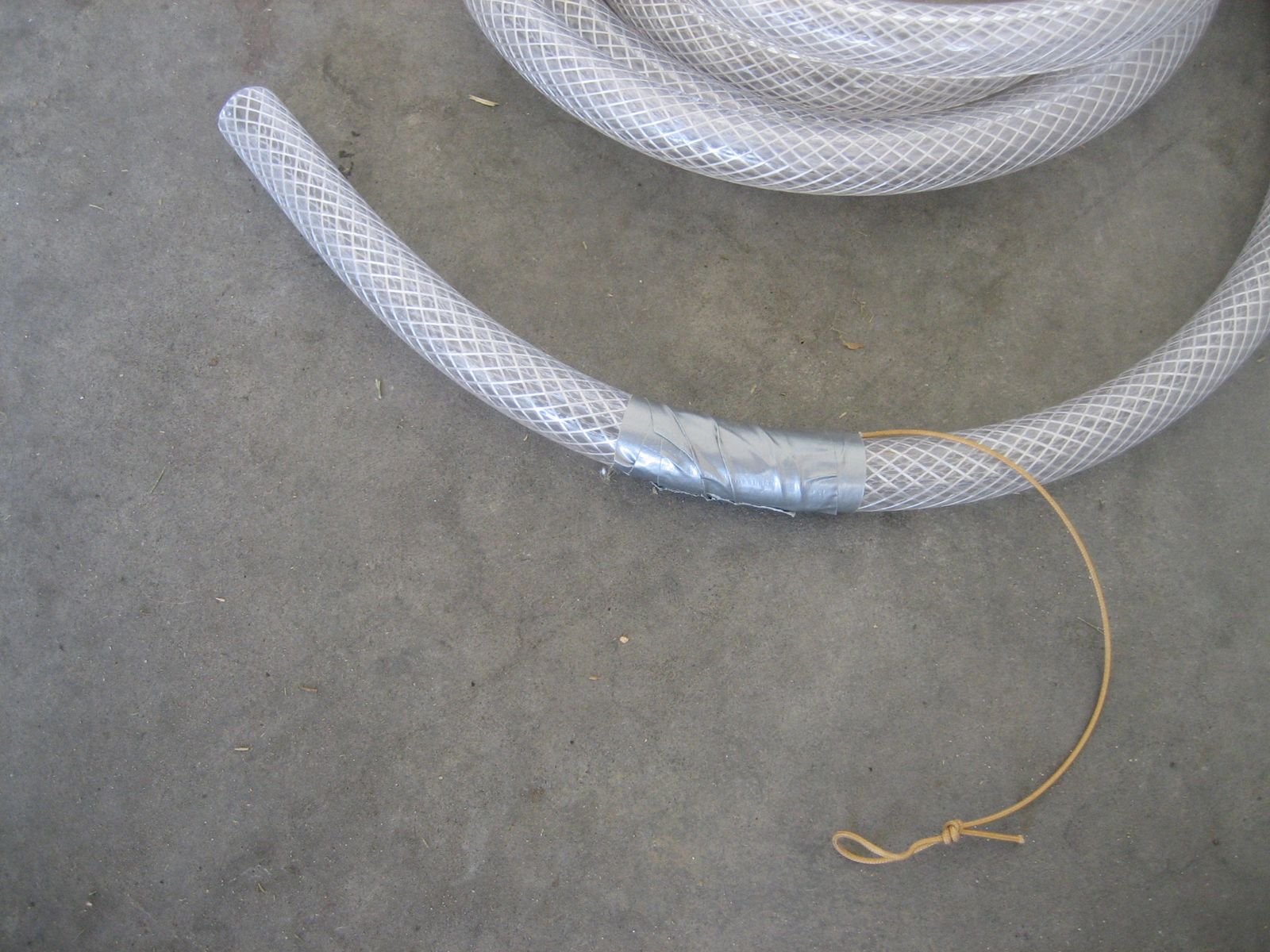 Helium hose string